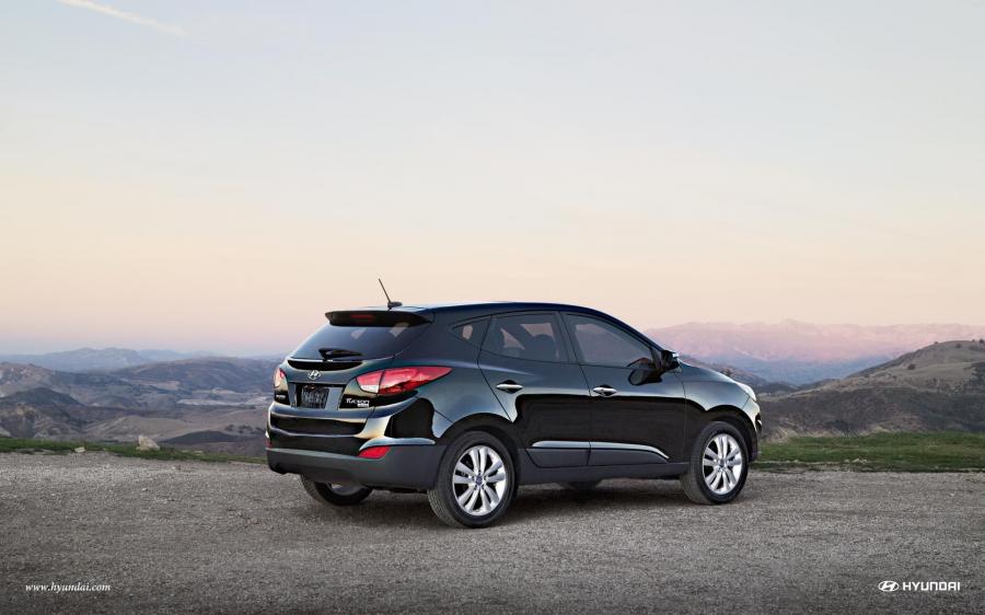  Hyundai Tucson 2013 года  (фото 18 из 25)
